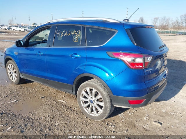 1FMCU9J9XHUB41290 Ford Escape Titanium