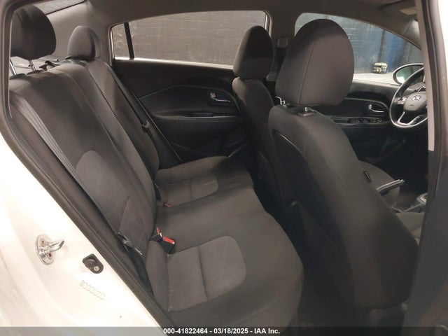 KNADM4A38G6647353 KIA RIO LX