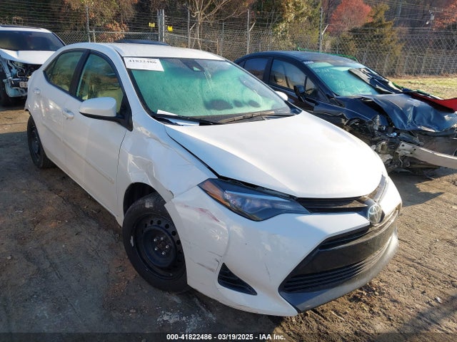 Toyota COROLLA LE 2017 5YFBURHE2HP602997 Image 1