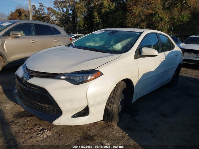 Toyota COROLLA LE 2017 5YFBURHE2HP602997 Image 2