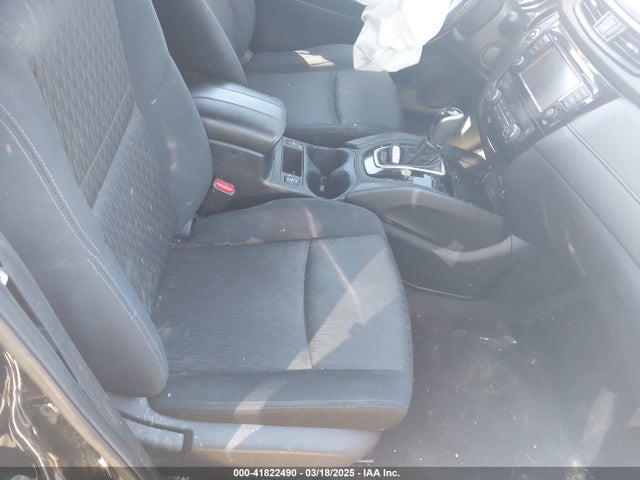 JN8AT2MV5JW304330 Nissan ROGUE SV