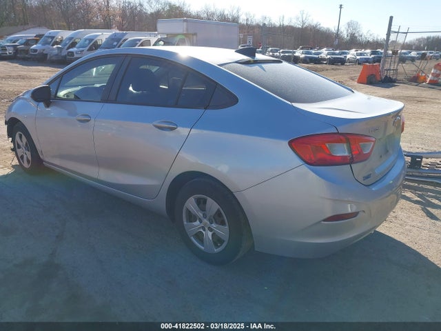 1G1BC5SMXJ7191599 Chevrolet Cruze Ls Auto