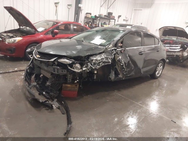 Chevrolet Cruze Lt Auto 2017 3G1BE6SM2HS542131 Image 2