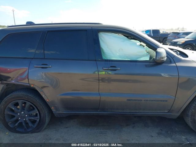 1C4RJFAGXJC303127 Jeep Grand Cherokee Altitude 4x4