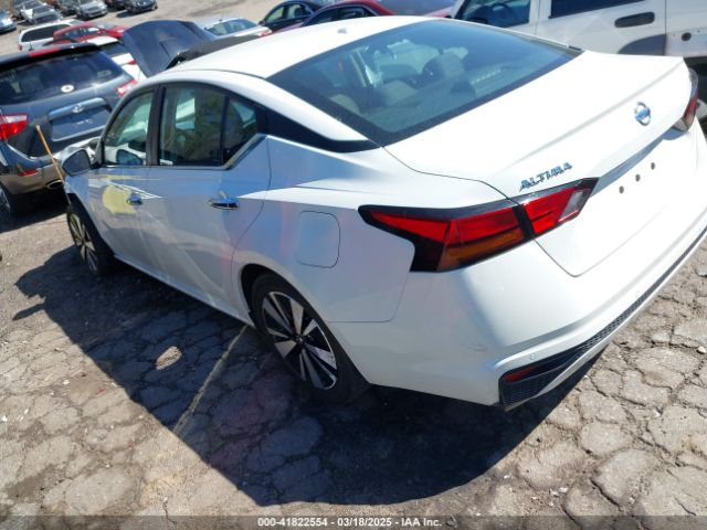 2021 NISSAN ALTIMA 1N4BL4DV3MN417057 Photo 2