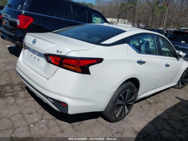 2021 NISSAN ALTIMA 1N4BL4DV3MN417057 Photo 3