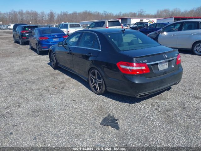 2010 MERCEDES-BENZ E 63 AMG WDDHF7HB3AA169852 Photo 2