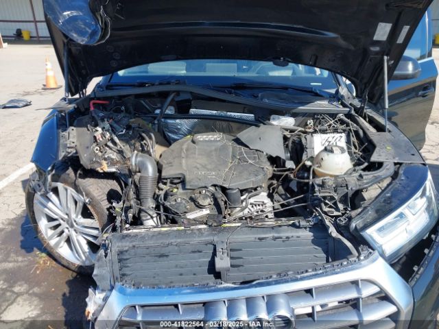 WA1CNAFY3J2078029 Audi Q5 2.0t Premium/2.0t Tech Premium
