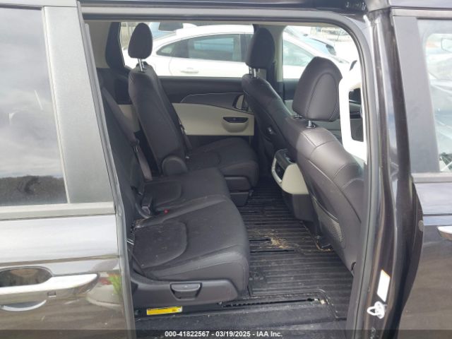 KNDNB4H31R6423265 KIA Carnival Mpv Lx Seat Package