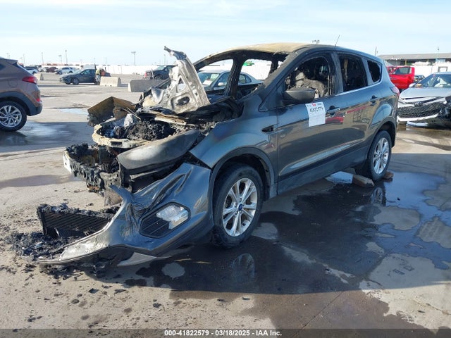 Ford ESCAPE SE 2019 1FMCU0GD3KUA29977 Image 2