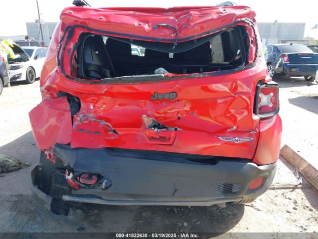 ZACCJBCB9JPH37406 Jeep Renegade Trailhawk 4x4
