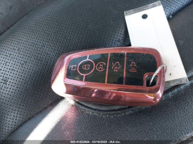 2FMPK3K98LBA72195 Ford Edge Titanium
