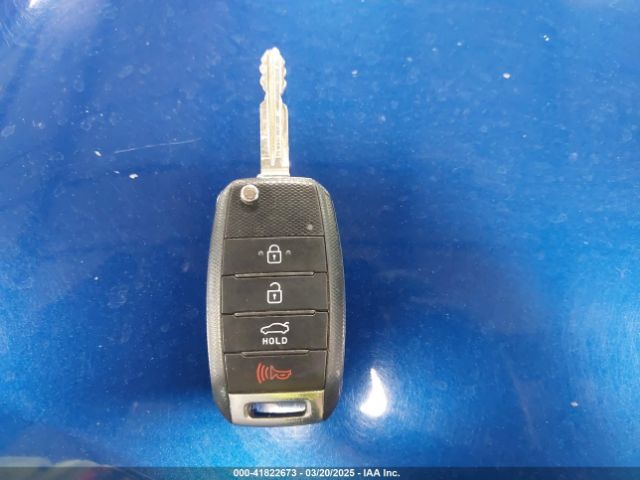 3KPFL4A71JE240123 KIA FORTE S