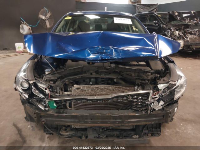 3KPFL4A71JE240123 KIA FORTE S
