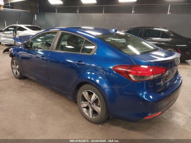3KPFL4A71JE240123 KIA FORTE S