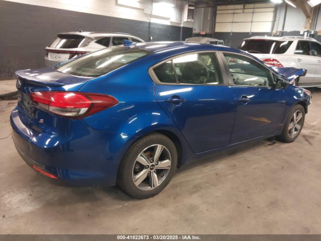3KPFL4A71JE240123 KIA FORTE S