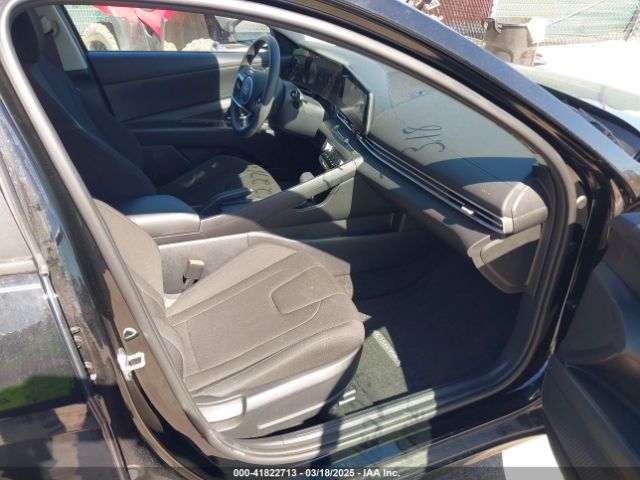 KMHLM4DG0RU640615 Hyundai ELANTRA SEL
