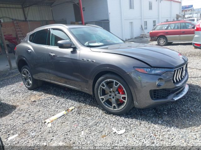 2017 MASERATI LEVANTE ZN661YUS3HX234913