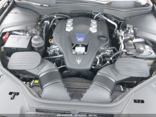 2017 MASERATI LEVANTE ZN661YUS3HX234913 Photo 9