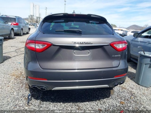 ZN661YUS3HX234913 Maserati LEVANTE S