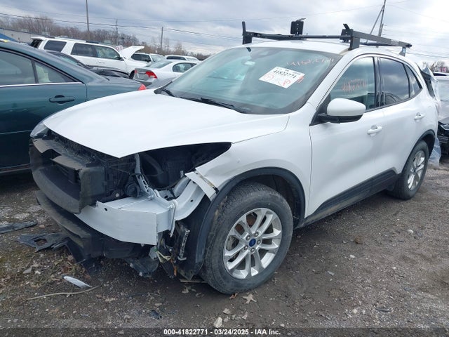1FMCU9G62LUB80185 Ford ESCAPE SE