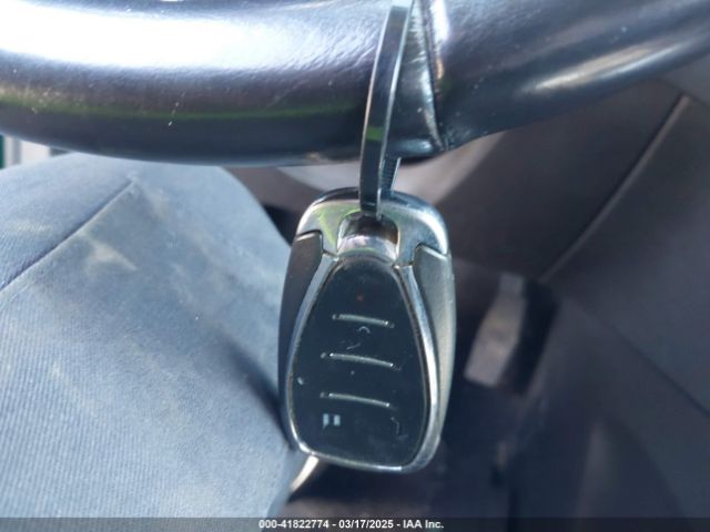 2GNAXUEV5K6209540 Chevrolet EQUINOX LT