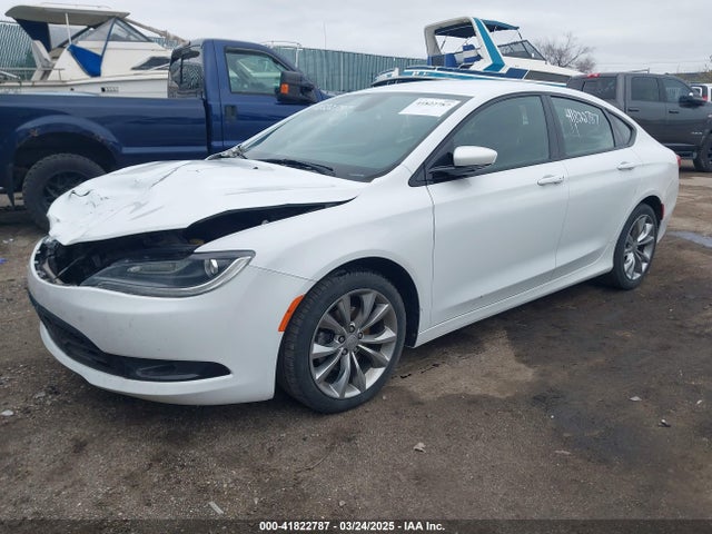 1C3CCCBB9FN612900 Chrysler 200 S