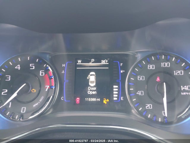 1C3CCCBB9FN612900 Chrysler 200 S