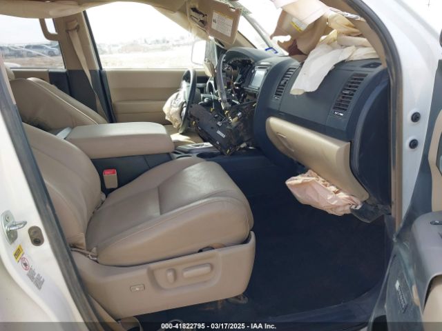 5TDJW5G19ES095323 Toyota Sequoia Limited 5.7l V8