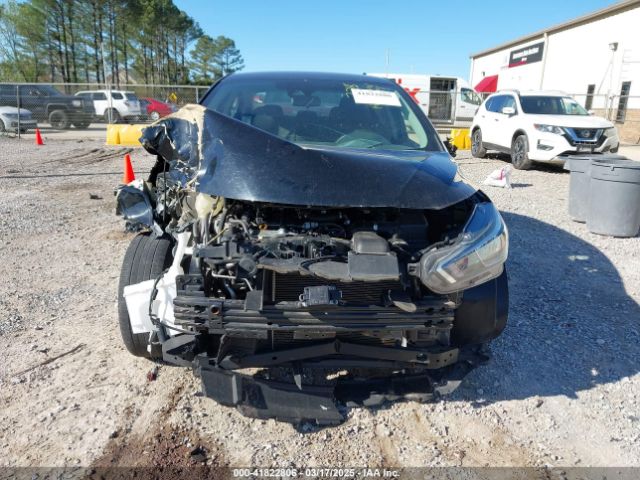 3N1CN8EV8ML875209 Nissan Versa Sv Xtronic Cvt