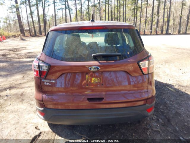 1FMCU0F75JUA69665 Ford ESCAPE S