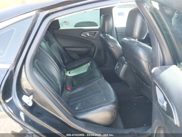 1C3CCCCG4FN501441 Chrysler 200 C