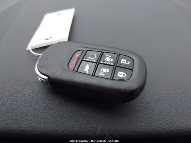 5FNRL6H85SB028084 Honda Odyssey Touring