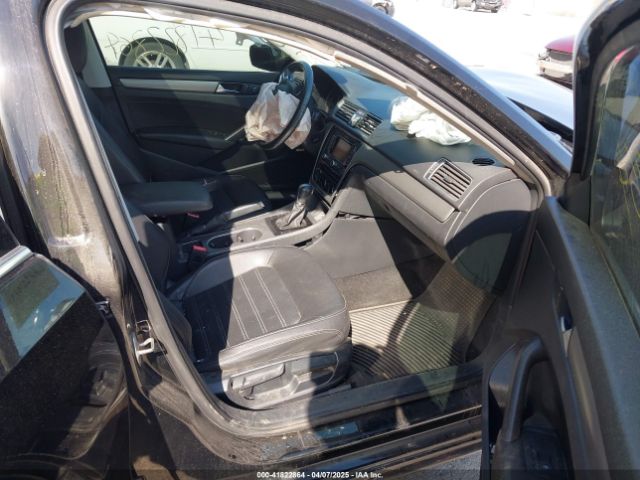 1VWBS7A36FC024747 Volkswagen Passat 1.8t Se