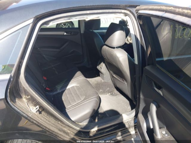 1VWBS7A36FC024747 Volkswagen Passat 1.8t Se
