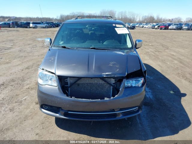 2C4RC1CG8GR200864 Chrysler Town & Country Touring-l Anniversary Edition