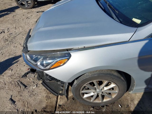 2018 HYUNDAI SONATA 5NPE24AF5JH618090 Photo 5