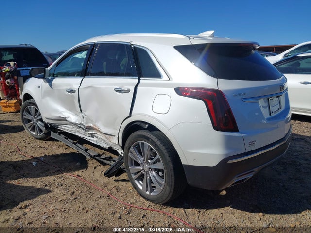 2023 CADILLAC XT5 1GYKNCR46PZ110617 Photo 2