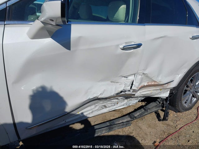 2023 CADILLAC XT5 1GYKNCR46PZ110617 Photo 5