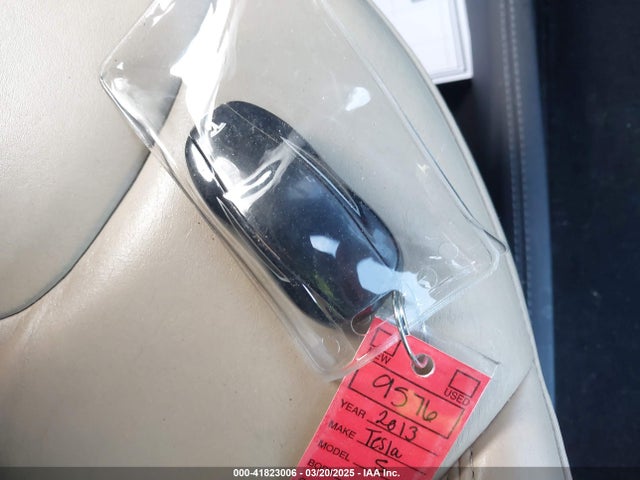 2013 TESLA MODEL S 5YJSA1DNXDFP27901 Photo 10