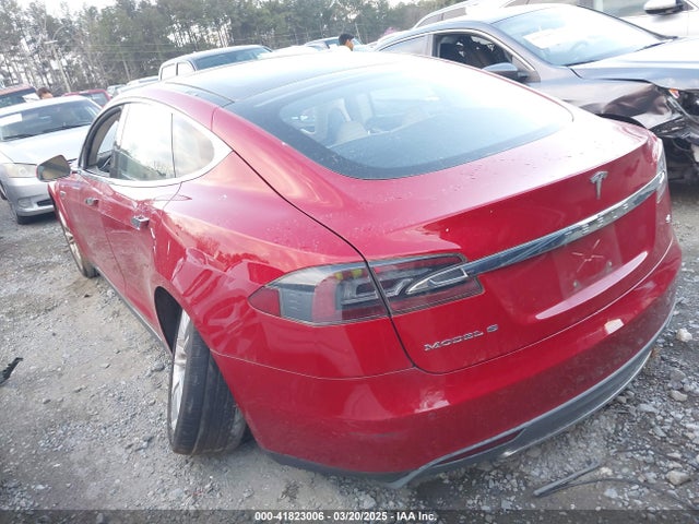 2013 TESLA MODEL S 5YJSA1DNXDFP27901 Photo 2
