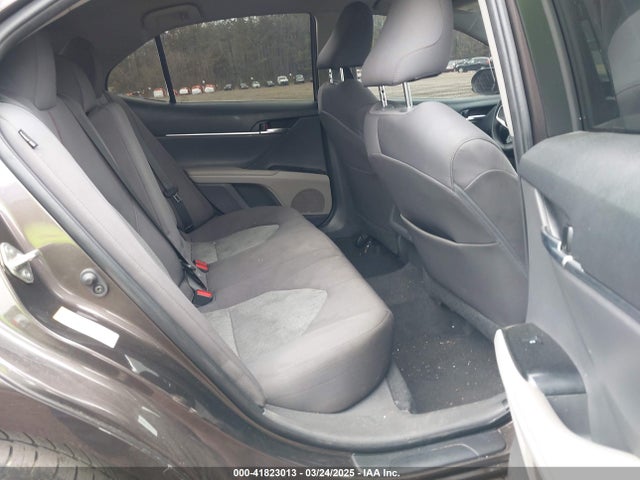 4T1B11HK4JU627744 Toyota CAMRY LE