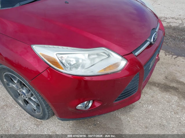 1FADP3K21EL280228 Ford FOCUS SE