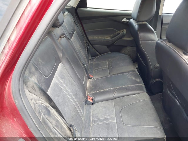 1FADP3K21EL280228 Ford FOCUS SE