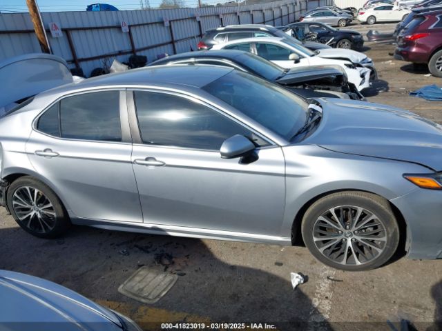 4T1B11HK8KU681713 Toyota CAMRY SE