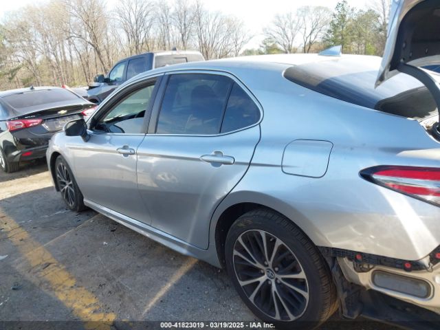 4T1B11HK8KU681713 Toyota CAMRY SE