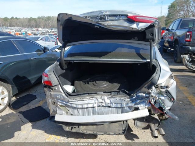 4T1B11HK8KU681713 Toyota CAMRY SE