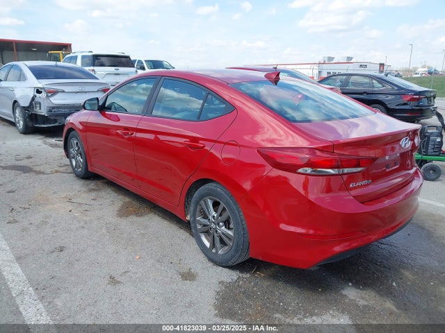 5NPD84LFXJH243479 Hyundai ELANTRA SEL
