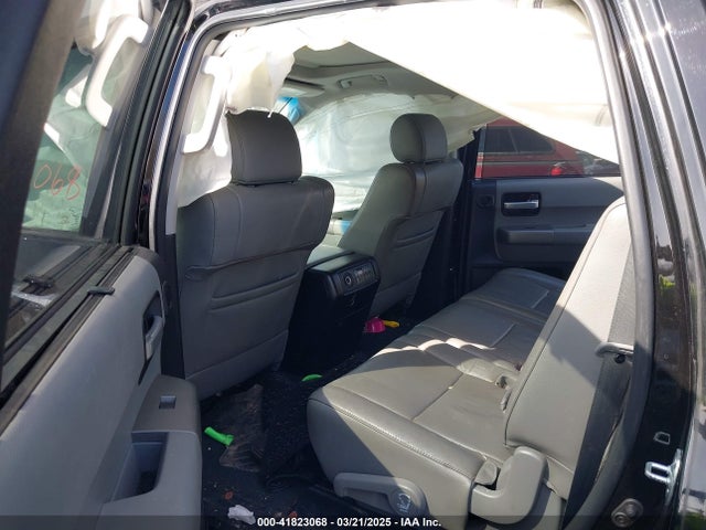 5TDJY5G14GS143565 Toyota Sequoia Limited 5.7l V8