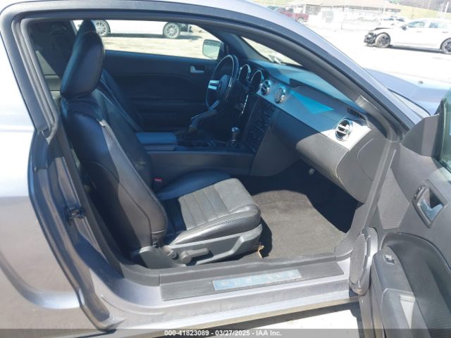 2006 FORD MUSTANG 1ZVHT82H265207493 Photo 4